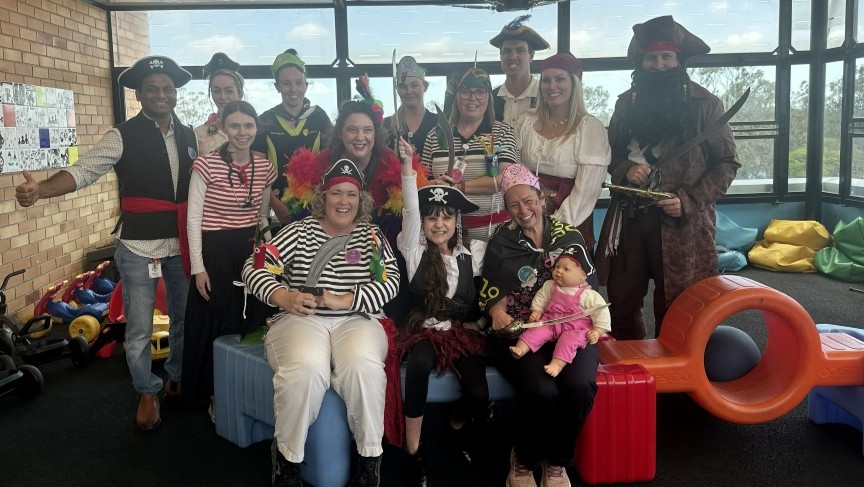 07 Paediatric ward crew with Maddison Challen who has benefited from Childhood Cancer Support services_resized